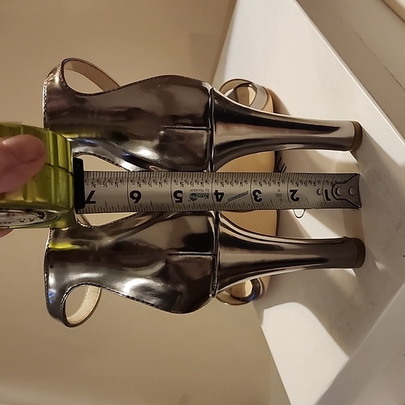Calvin Klein "Abiba" size 10M, Mirror metallic heels. New - Picture 2 of 6